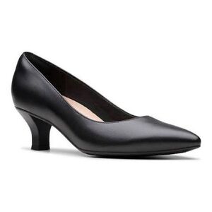 Clarks Kipley Vine Black Leather Pumps